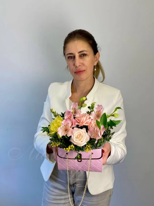 Композиция «Пёрышко»