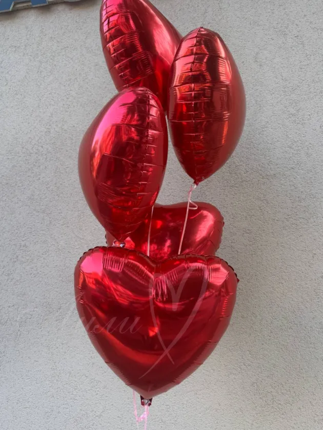 Фонтан малиновых сердец