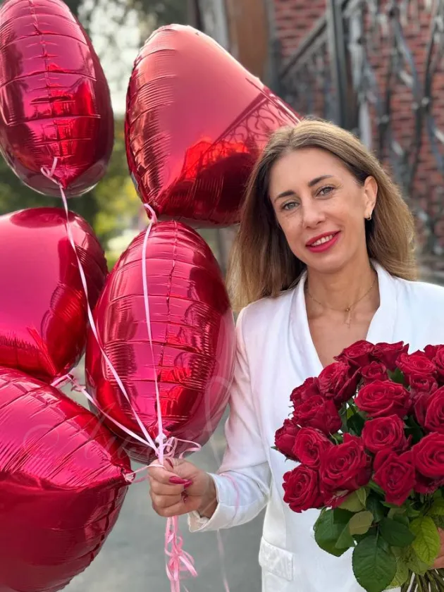 Фонтан малиновых сердец