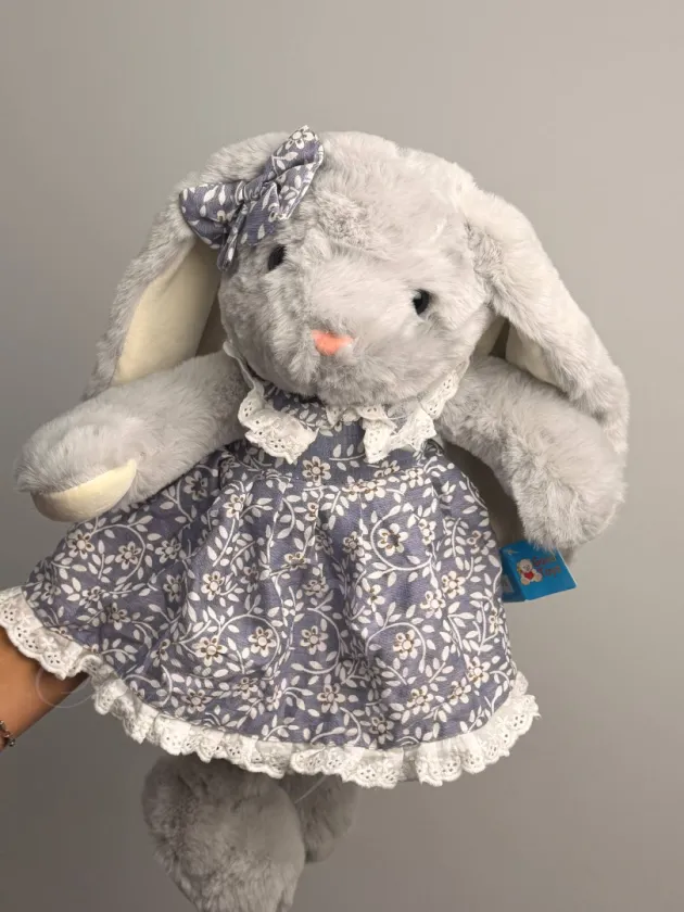 Мягкая игрушка «Зайка в сером платье»