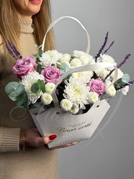 Композиция из хризантем «Паулина»