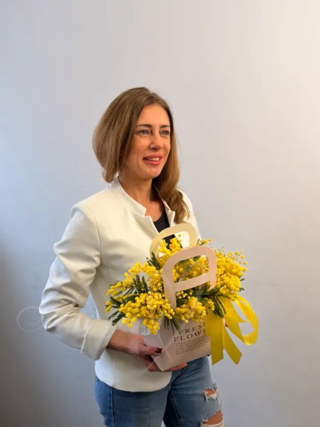 Композиция из мимозы «Марта»