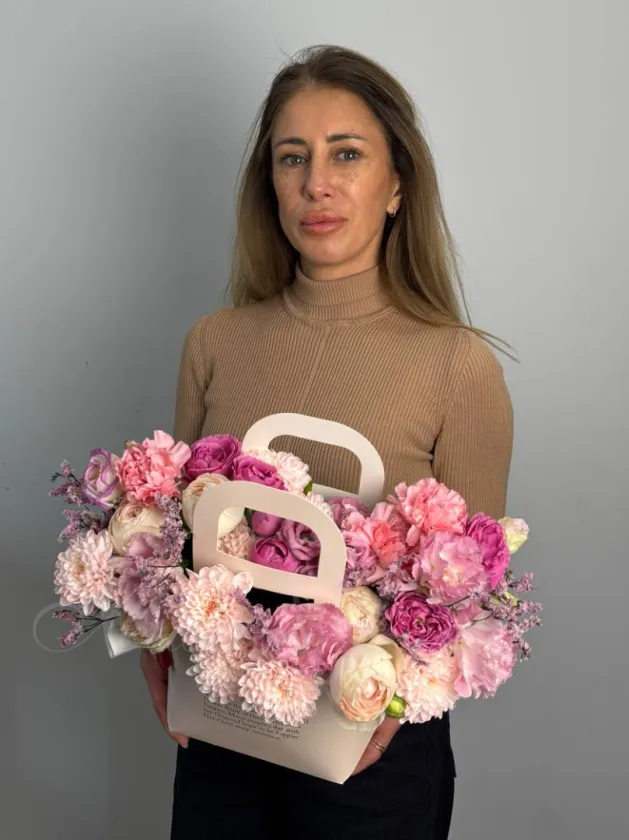 Композиция из хризантемы «Воздушный зефир»