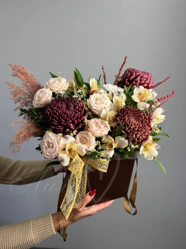 Композиция «Изысканный вальс