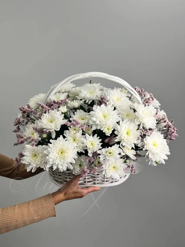 Композиция из хризантем «Мисс нежность»