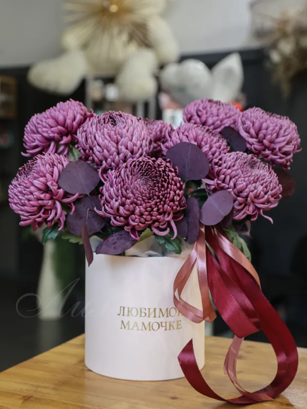 Композиция из хризантем «Безупречность»