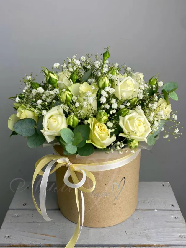 Композиция в коробке «Реверанс»