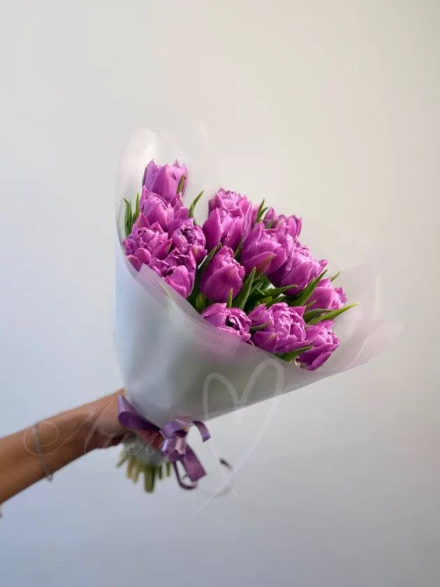 Букет  пионовидных тюльпанов