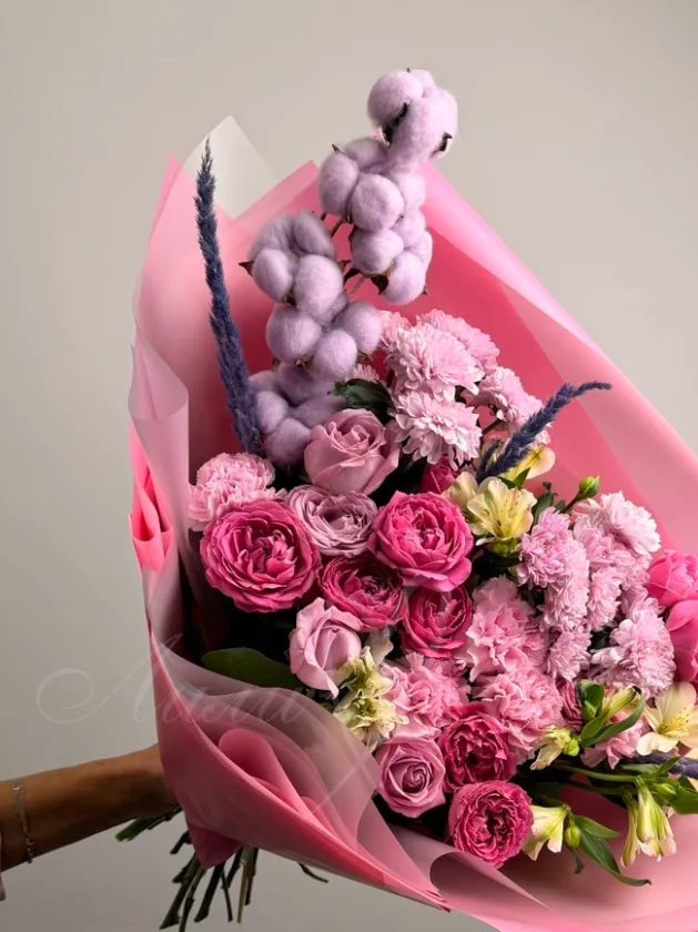 Букет с розой «Джамилия»