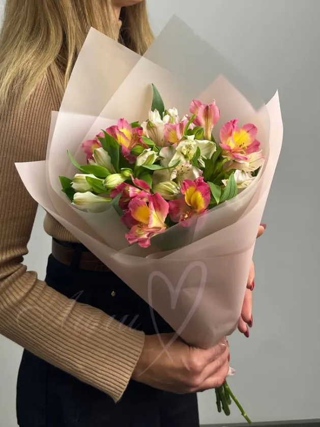Букет из альстромерии «Меренга»