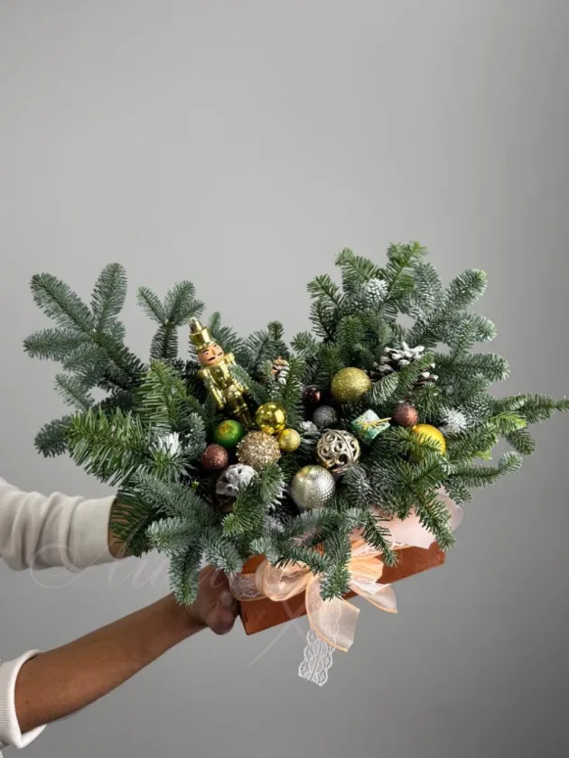 Композиция из пихты «Новогодняя апельсинка»