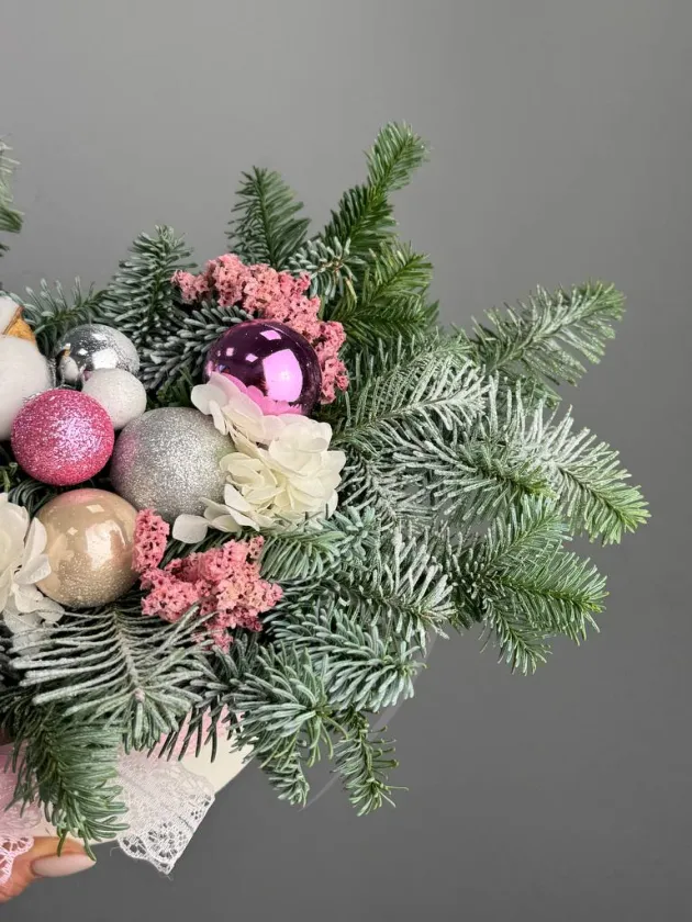 Композиция «Новогодняя тропа в лесу»