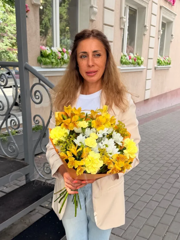 Сборный букет «Яркий»