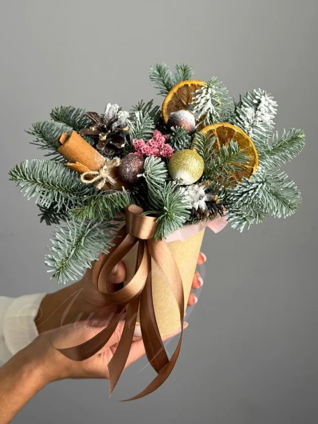 Композиция «Подарочек от Мороза»