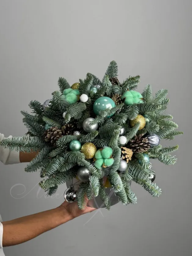 Композиция из нобилиса «Рождественские огни»