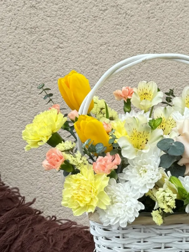 Композиция «Яркая весна»