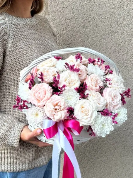 Композиция из роз «Сердце для нее»