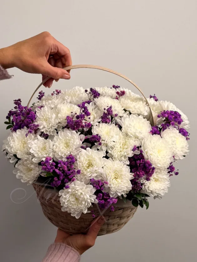 Композиция  из хризантем «Мила»