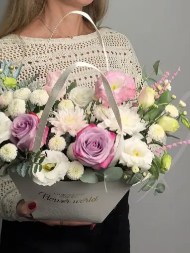 Композиция  из хризантем «Мила»