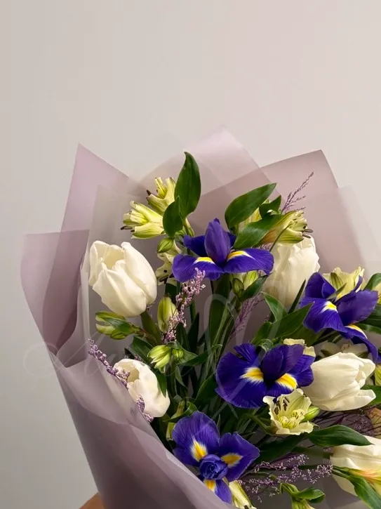 Букет «Солнечный ирис»
