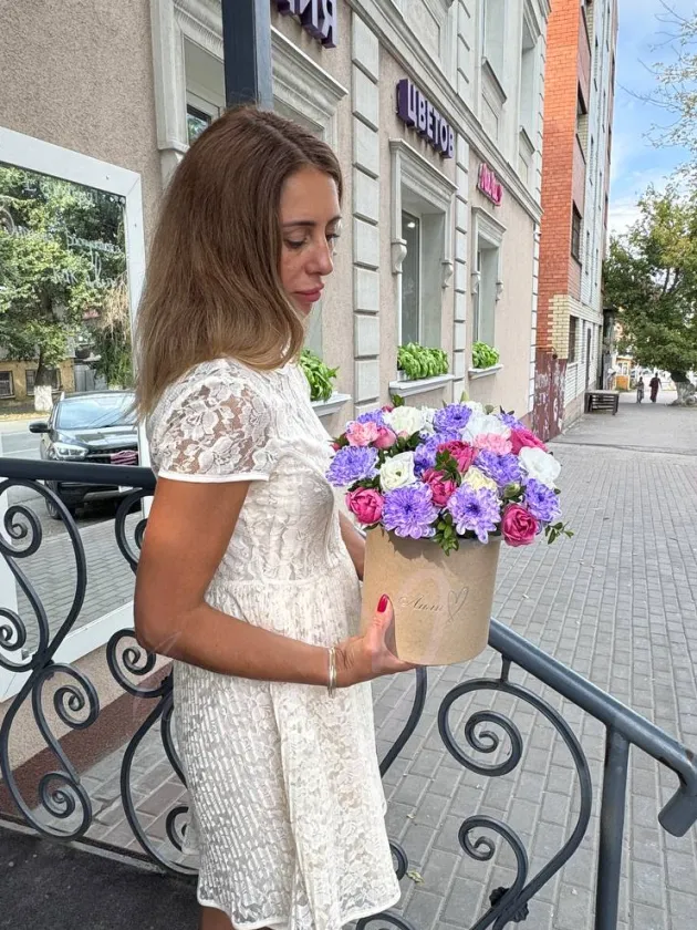Композиция из хризантем «Яркость сезона»