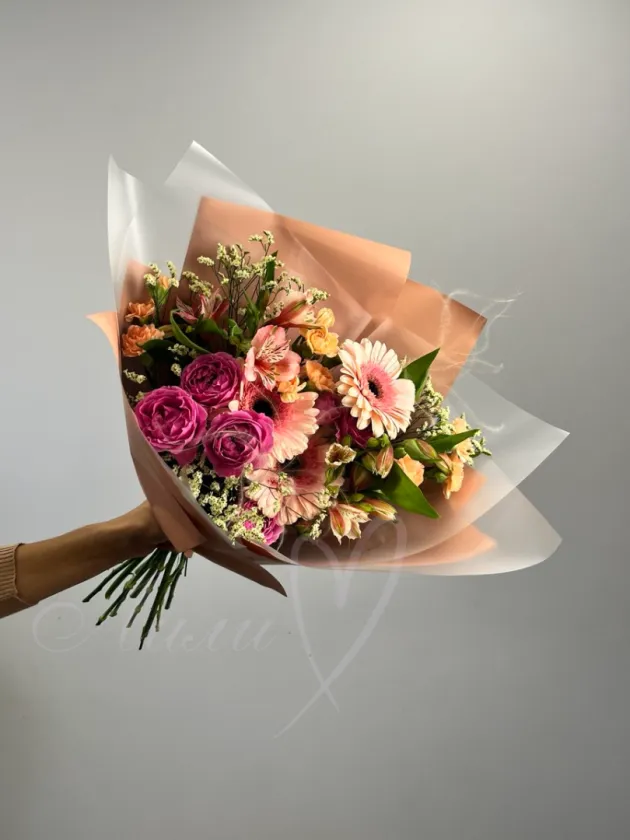Сборный букет  «Задумка»