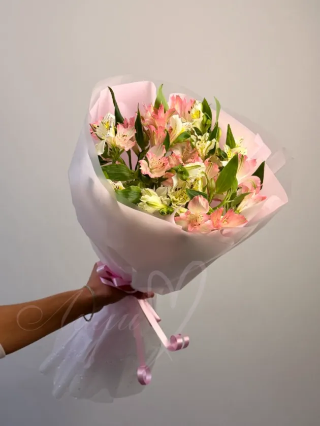 Букет из альстромерий «Дюймовочка»