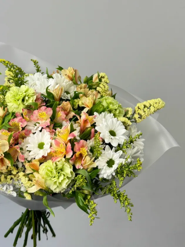 Сборный букет «Персик»