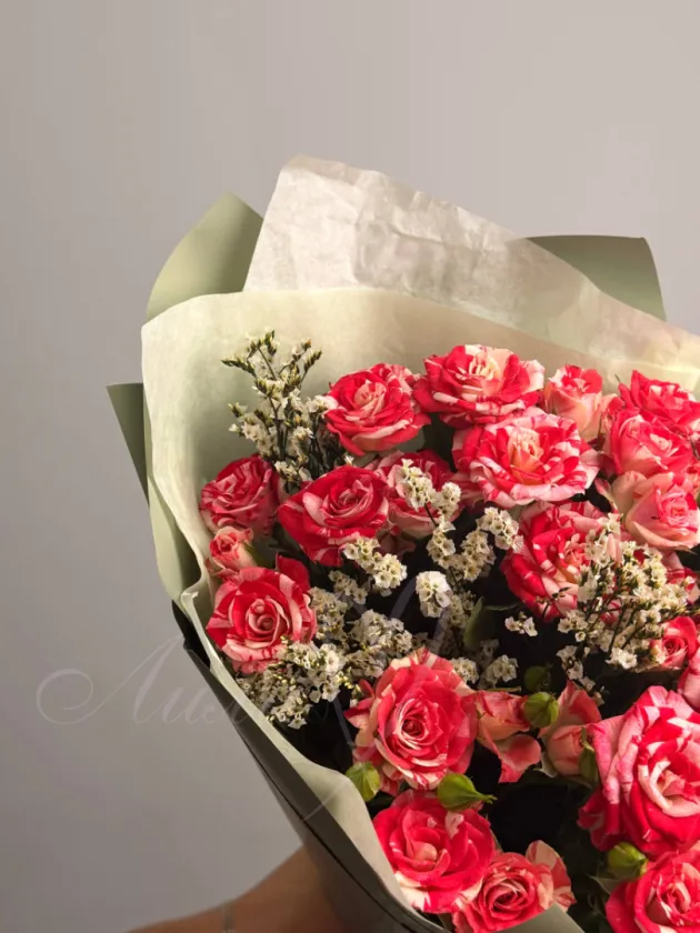 Букет из роз «Зимний Роман»