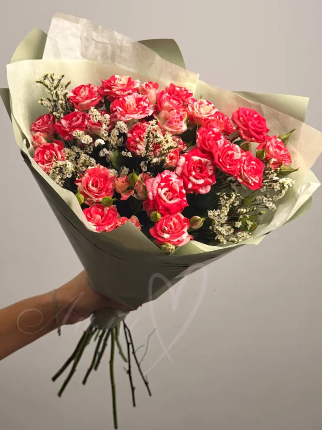 Букет из роз «Зимний Роман»