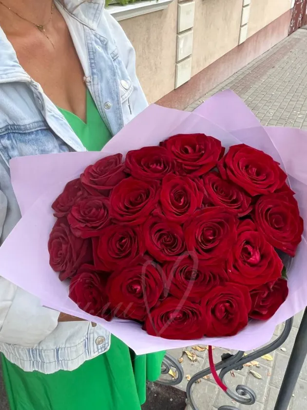 Букет из роз «Страстный поцелуй»