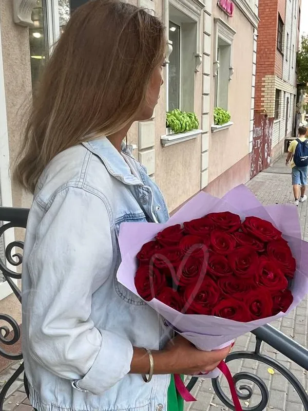 Букет из роз «Страстный поцелуй»