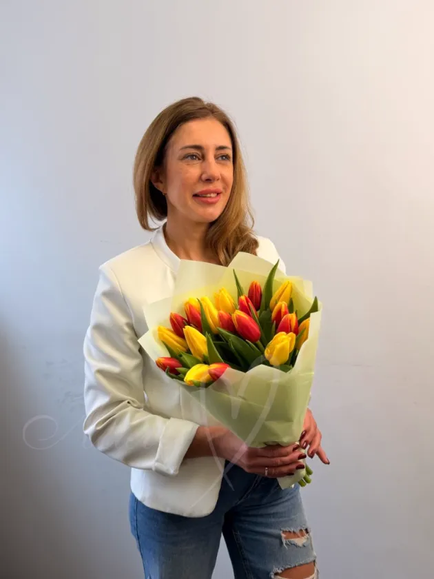 Букет  из тюльпанов «Яркое пламя»