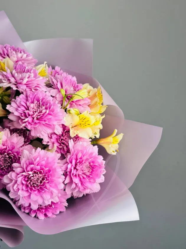 Букет из хризантемы «Водевиль»