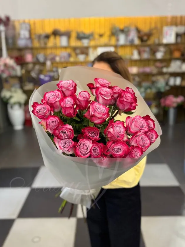 Букет из роз «Монреаль»