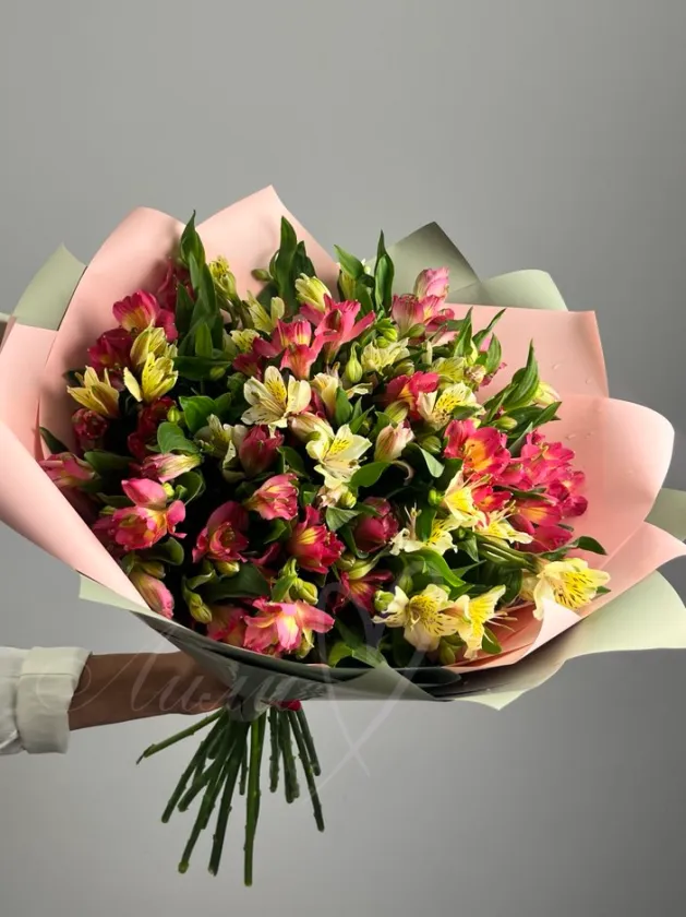 Букет из альстромерии «Взрыв чувств».
