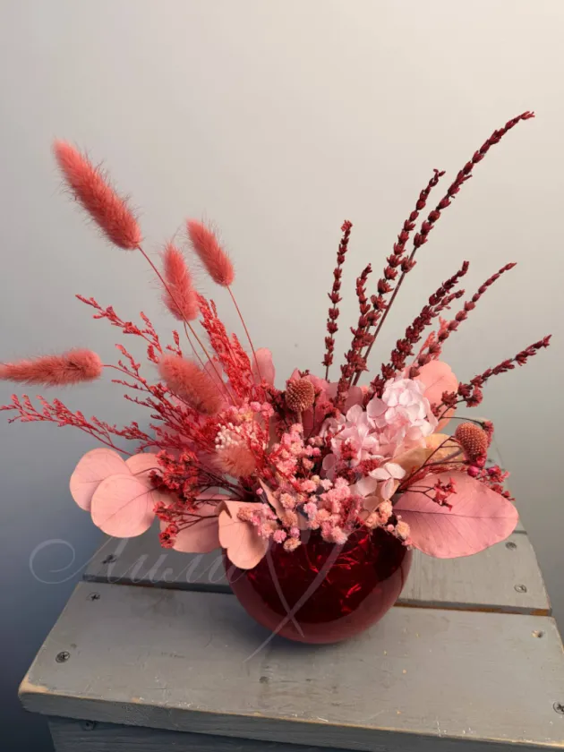 Композиция в вазе «Вишенка»