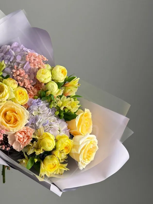 Букет сборный «Тутти - Фрутти»