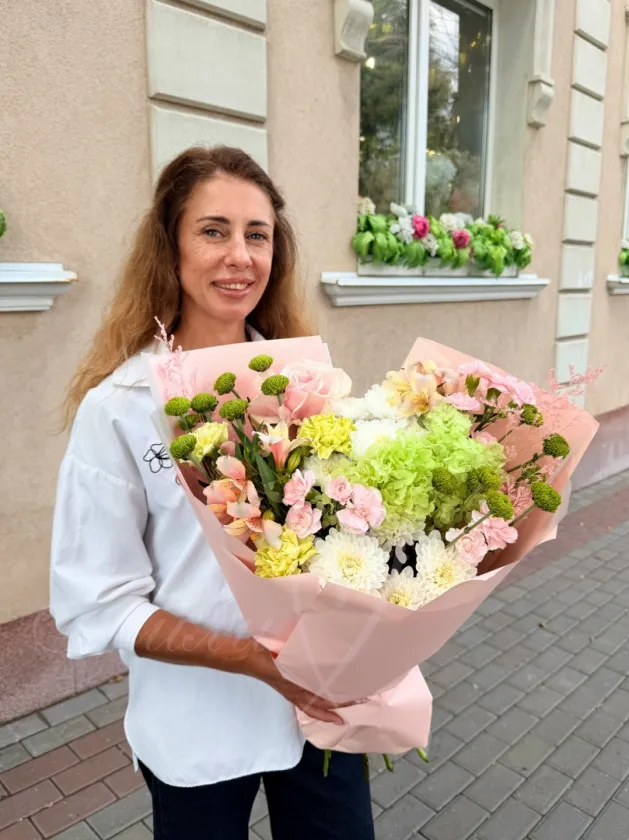 Сборный букет «Приятное мгновение»