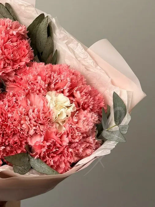 Букет из гвоздики «Сияние звезд»