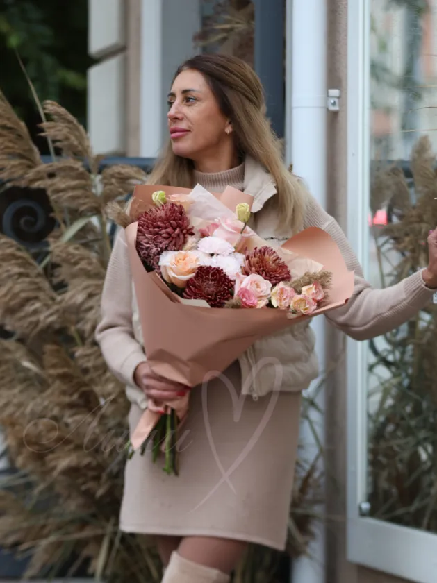 Букет сборный «Бархатный день»