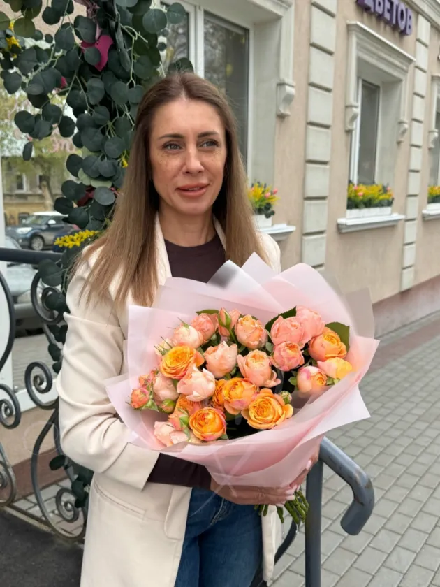 Букет из роз  «Монро»