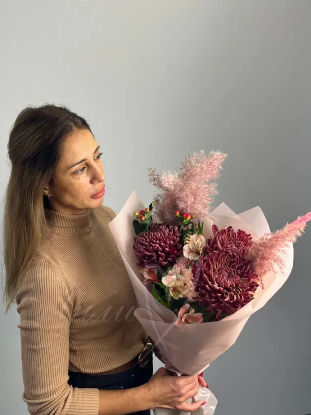 Букет из хризантем «Элизабет»