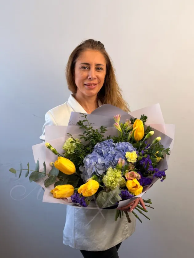 Сборный букет «Магнолия»