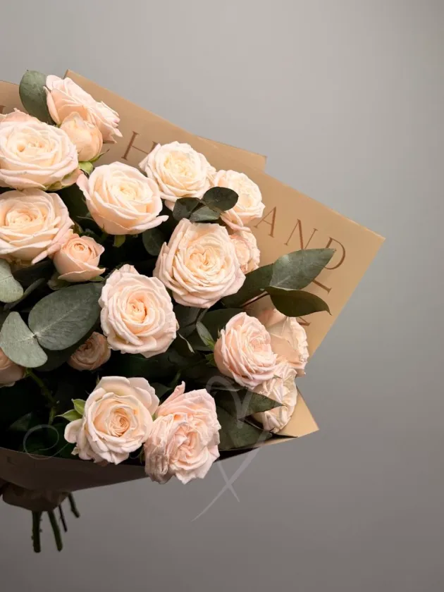 Букет из кустовых роз «Для самой нежной»