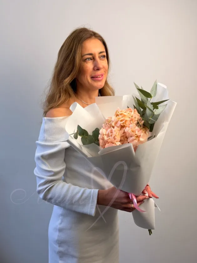 Букет с гортензией «Виталина»