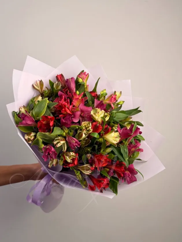 Букет из альстромерии «Рандеву»