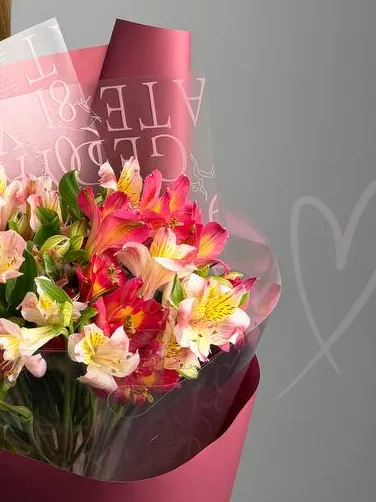 Букет из альстромерии «Яркие мечты»