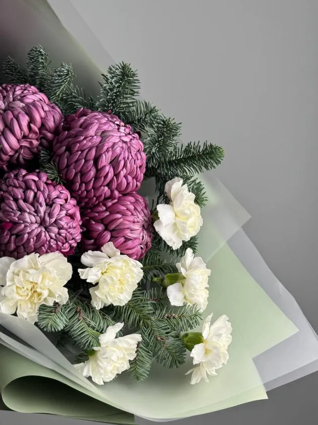 Букет сборный «Зимний поцелуй»