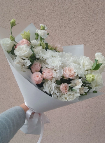 Сборный букет «Нежное настроение» от интернет-магазина цветов в 